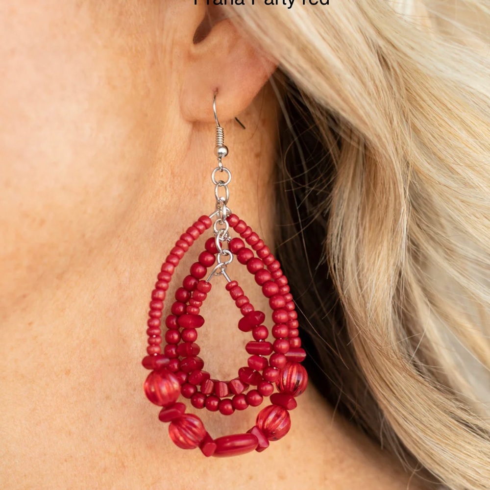 New in package Paparazzi bead earrings